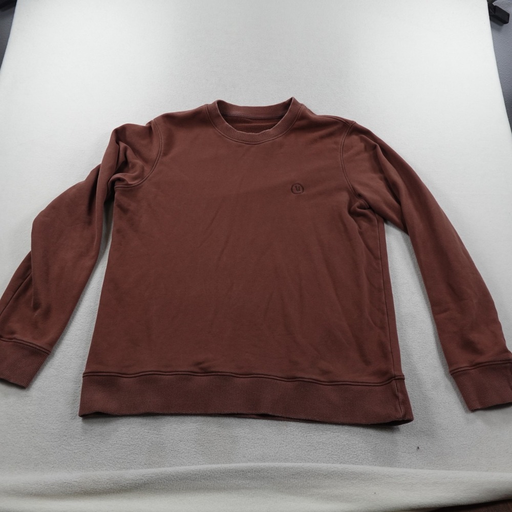 Vuori Cypress Crew Sweater Mens Large Rust Red Long Sleeve Pullover Athletic